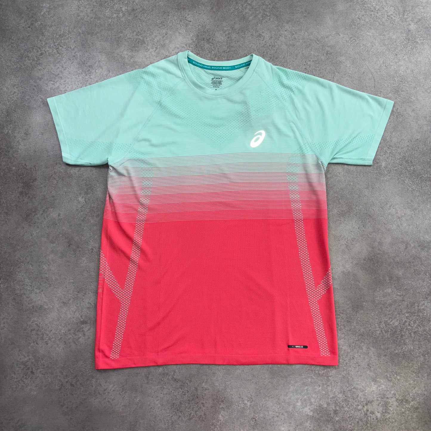 Asics Coral Reef/Oasis Green “Seamless” Top