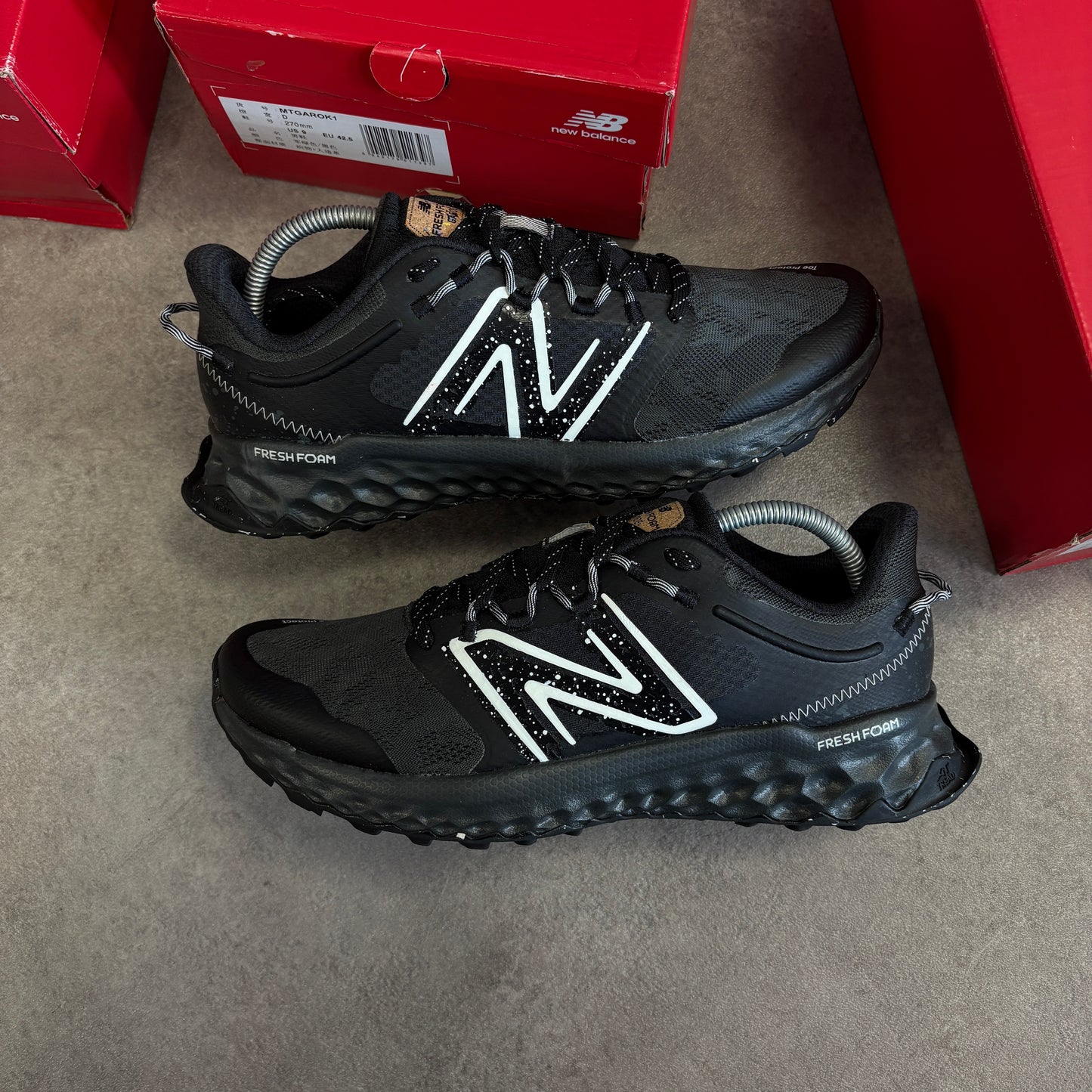 New Balance “Black/White” Fresh Foams