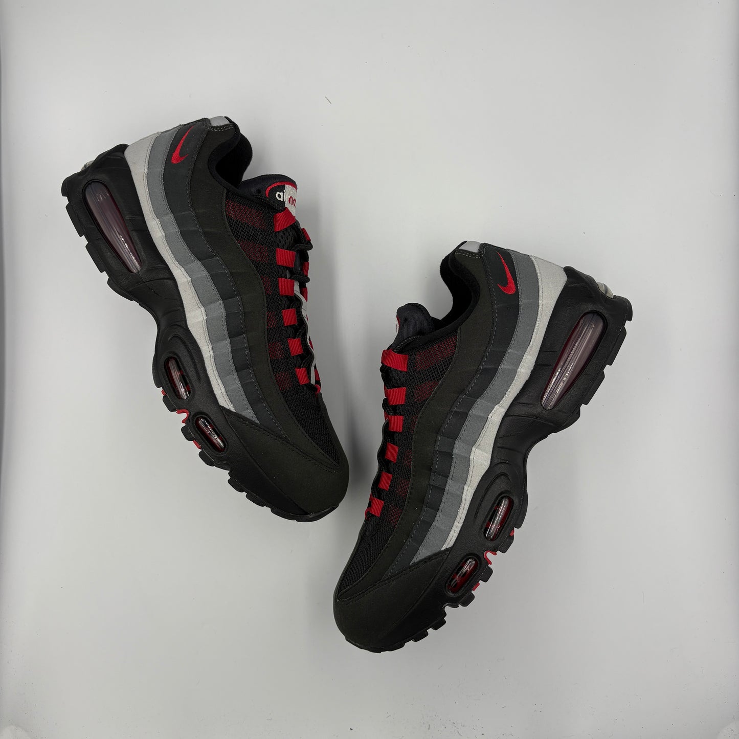 Nike “LFC” Air Max 95