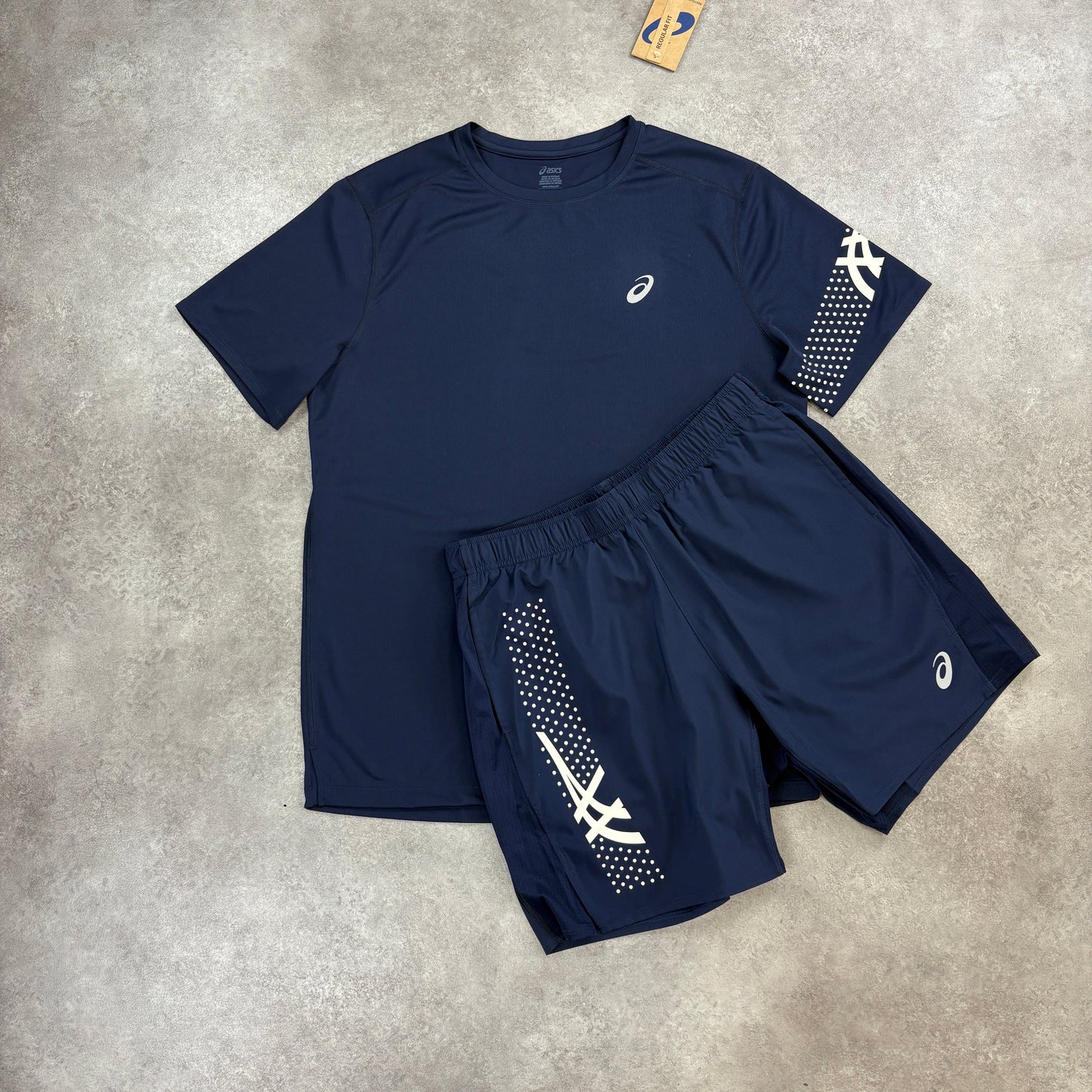 Asics Dark Midnight “Icon” Set