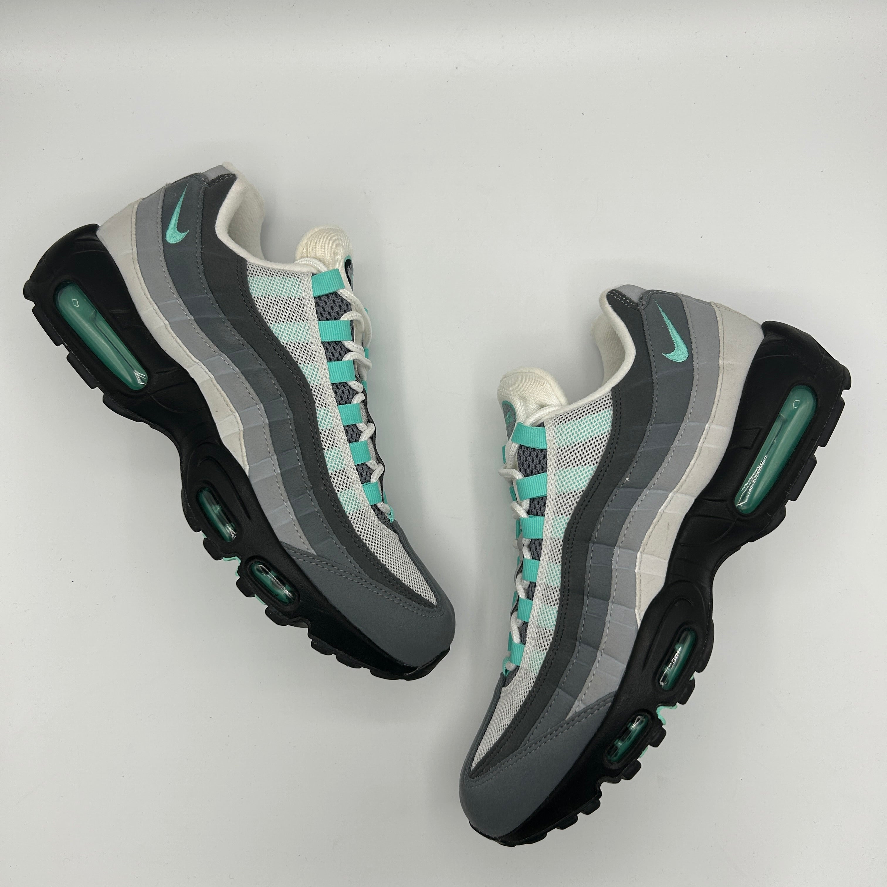 Nike Airmax 95 Hyper Turquoise UK 8.5 Northwest Attire