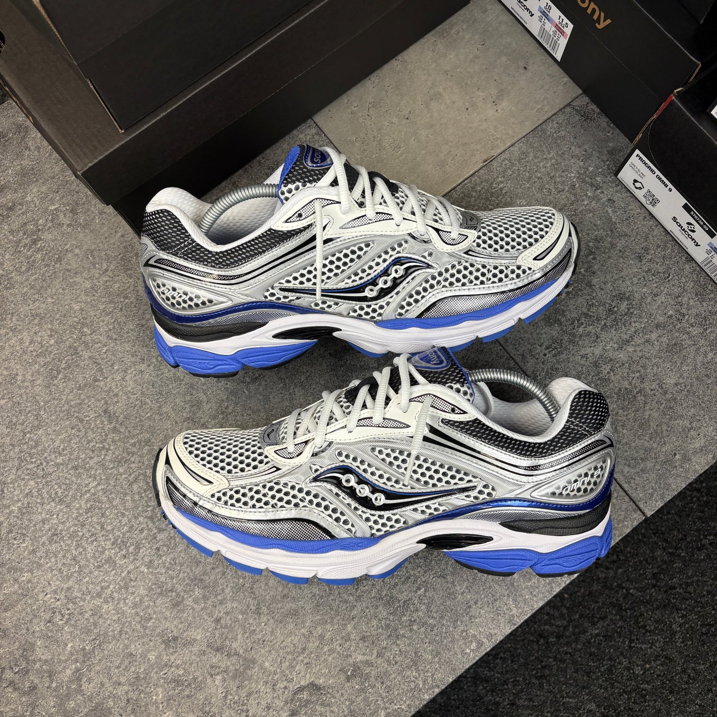 Saucony Pro Grid Omni 9 “Cobalt / Silver”