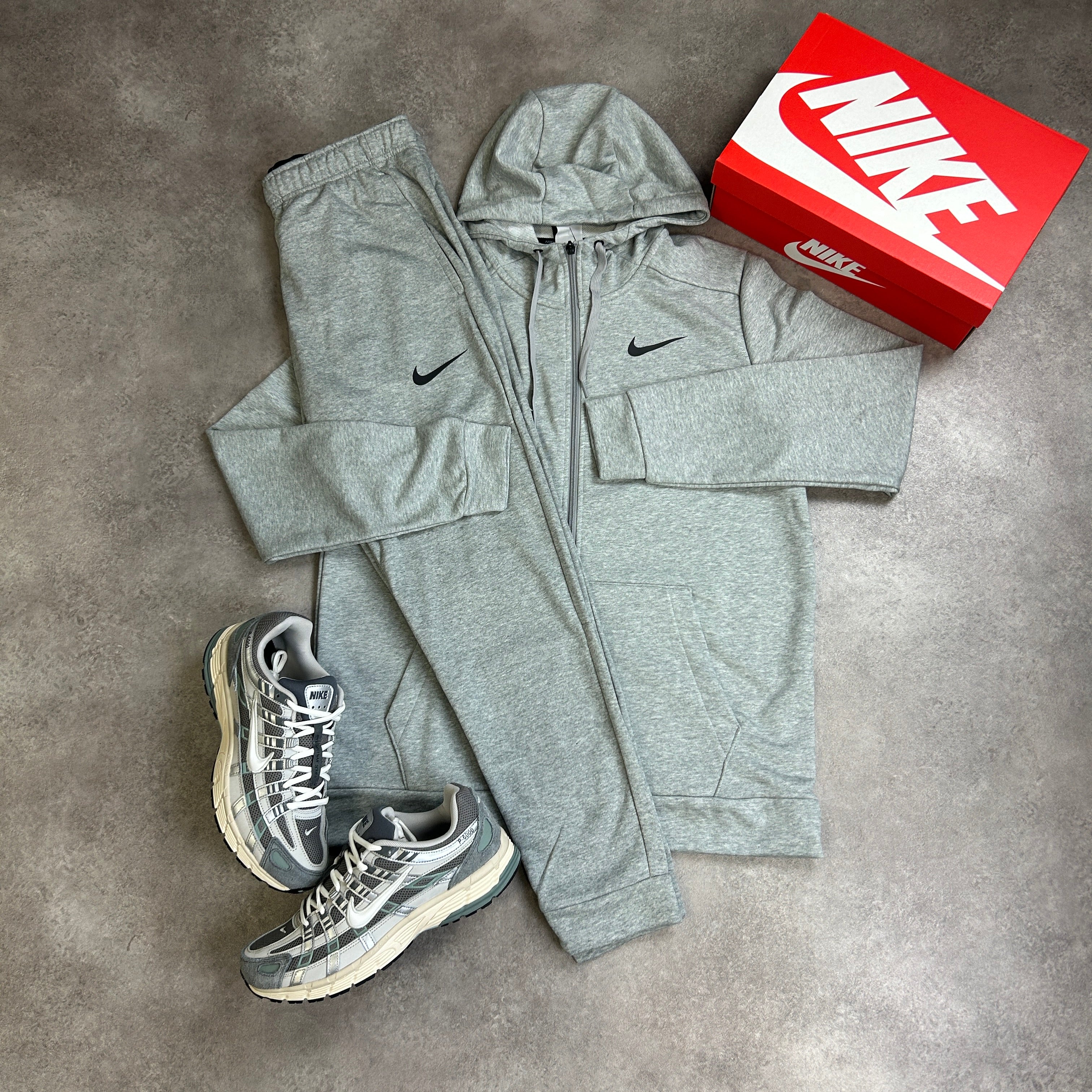 nike jogging suit grey