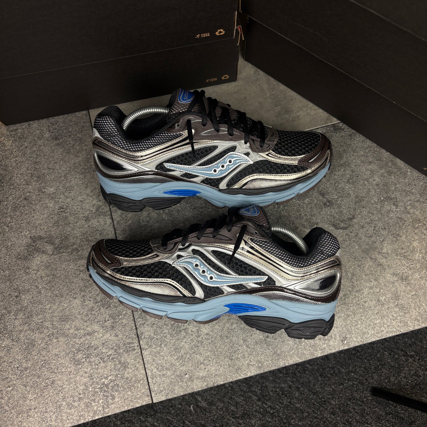 Saucony ProGrid Omni 9 “Disrupt”