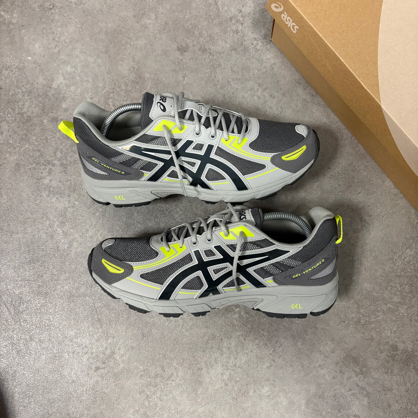 Asics Gel Venture 6 "Carbon /Obsidian Grey"