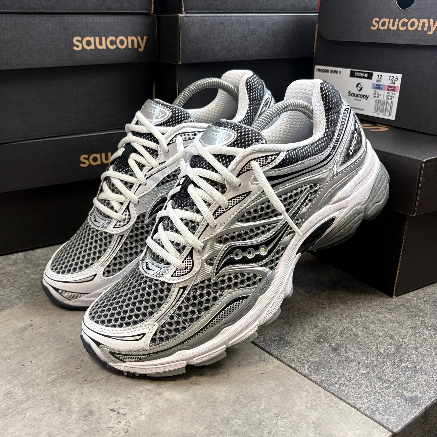 Saucony ProGrid Omni 9 “Grey / Silver”