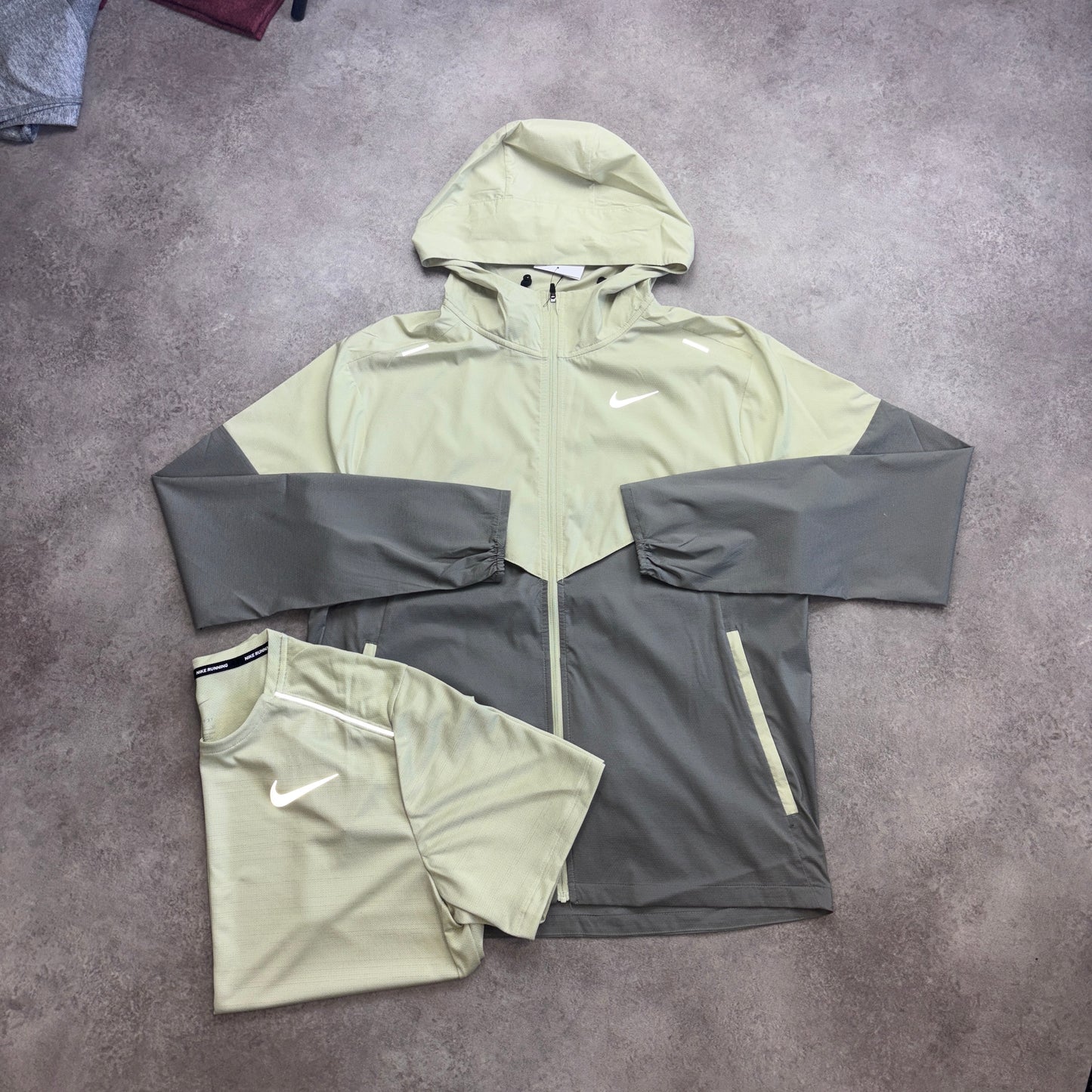 Nike “Light Olive” Miler / Windrunner Set