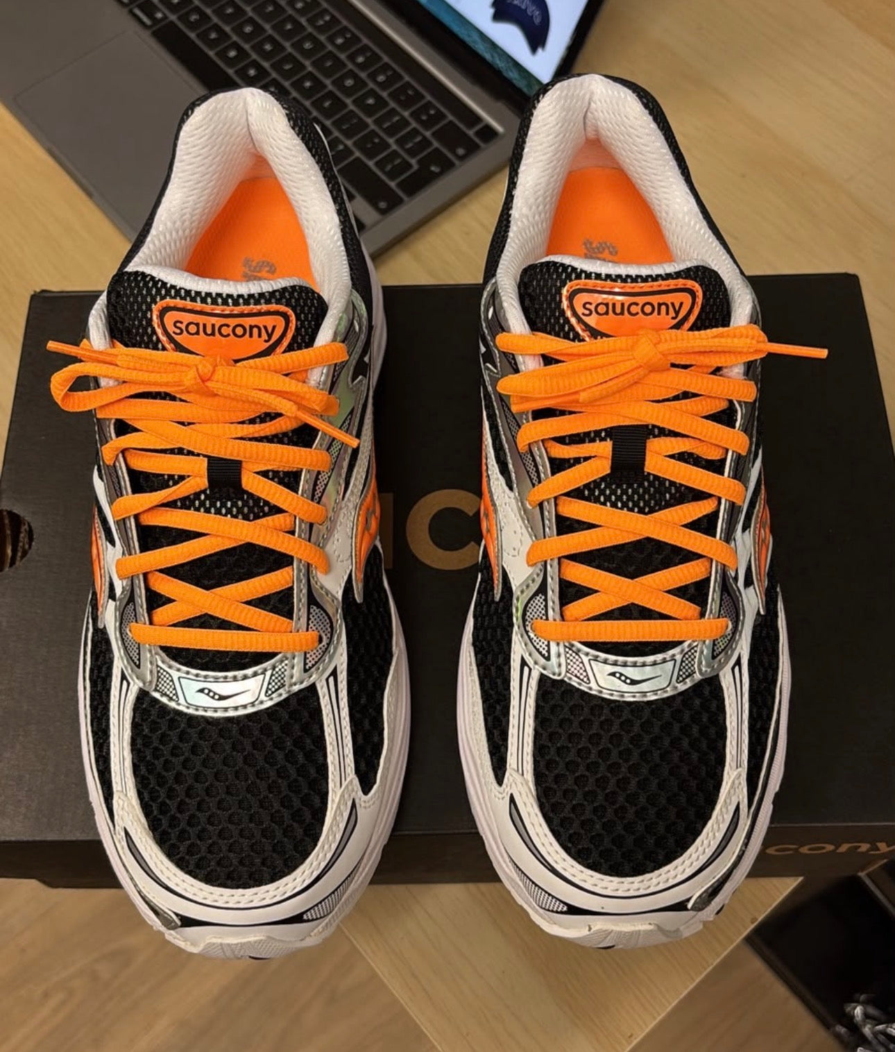 Saucony ProGrid Omni 9 “Black / Orange”