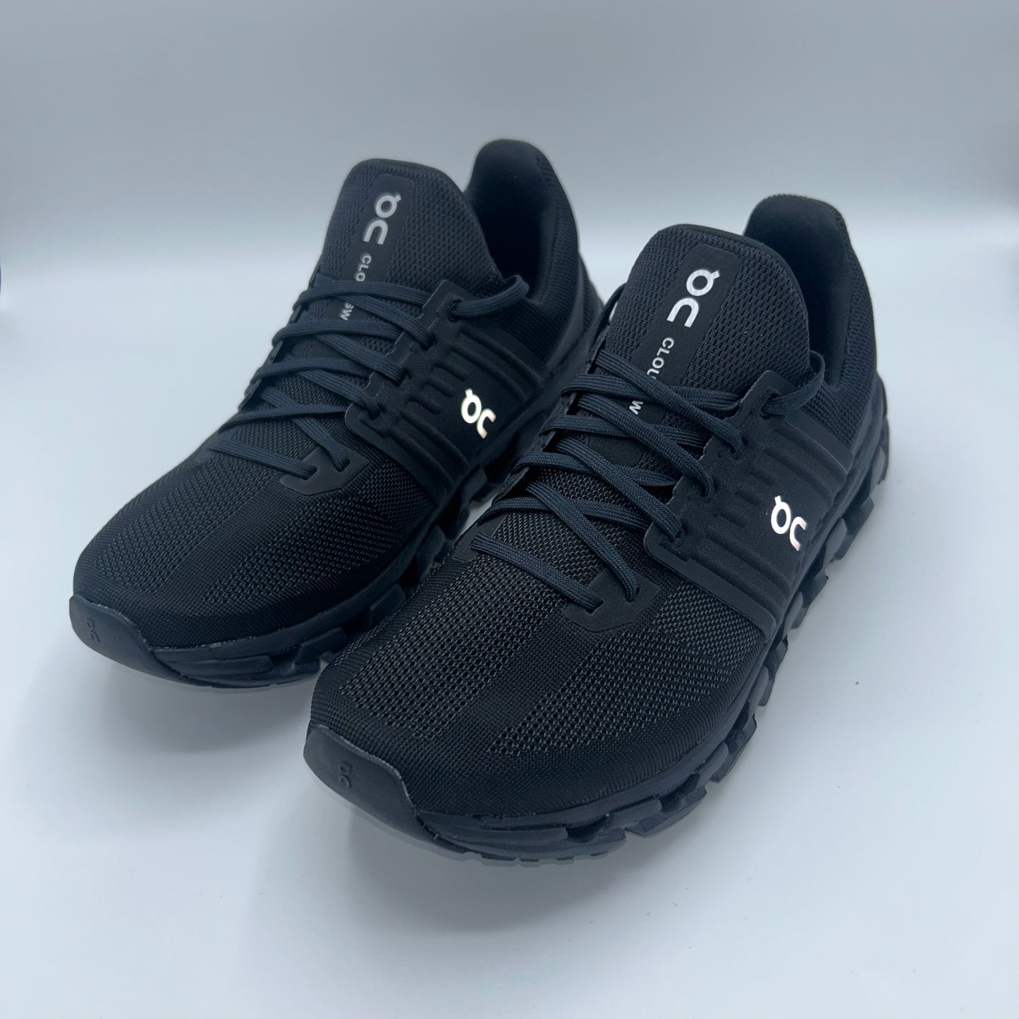 ON “Cloudswift 3 AD” Triple Black