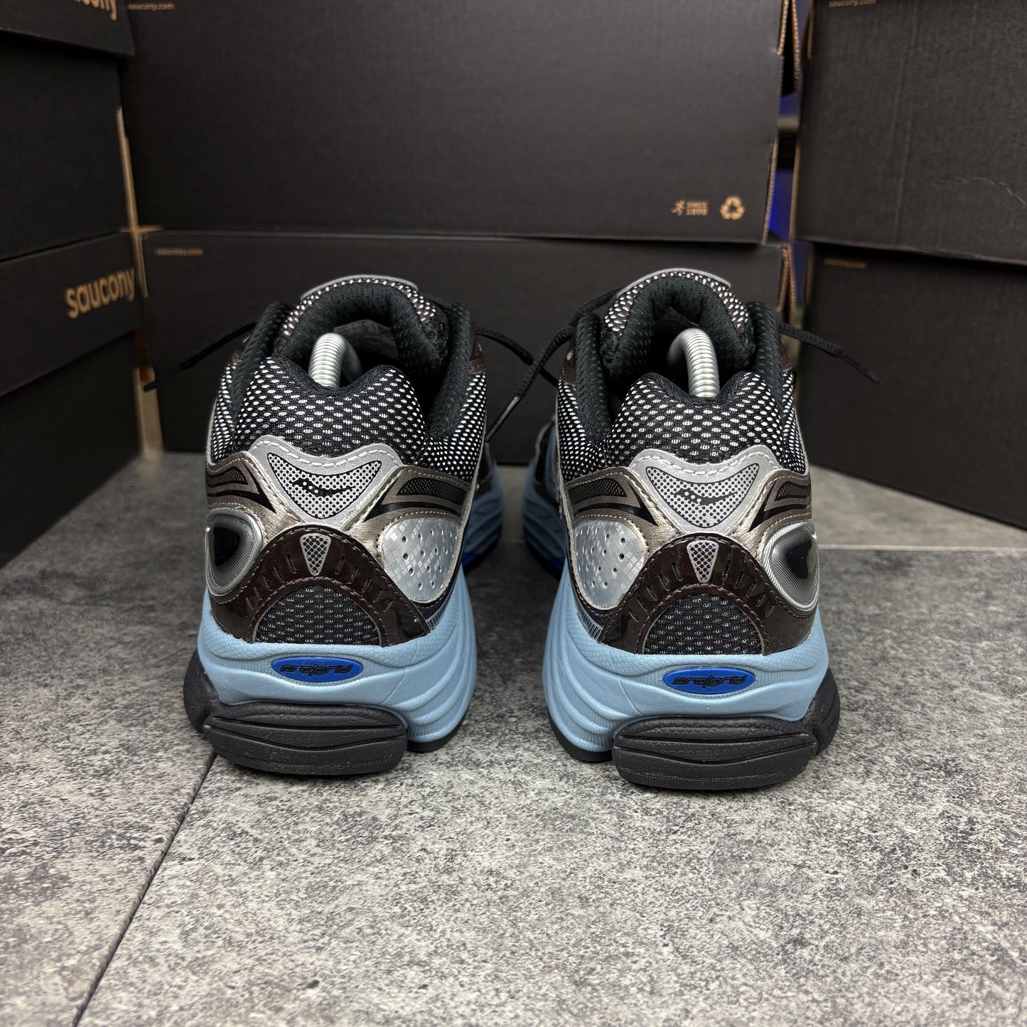 Saucony ProGrid Omni 9 “Disrupt”