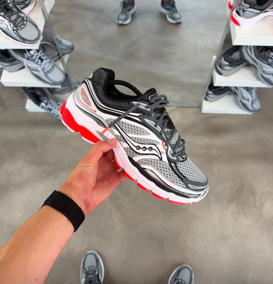 Saucony Pro Grid Omni 9 “Red / Silver”