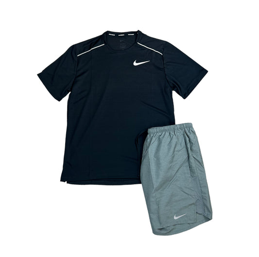 Nike “Black” Miler 1.0 set