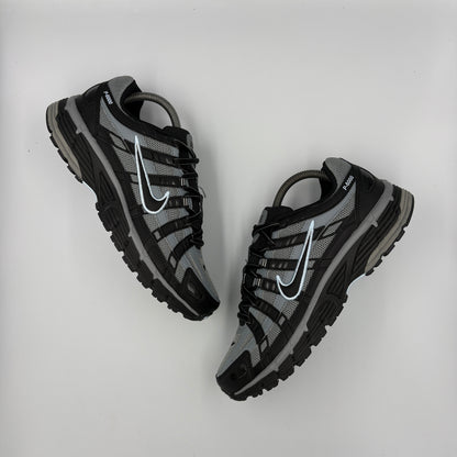 Nike “Cool Grey” P 6000