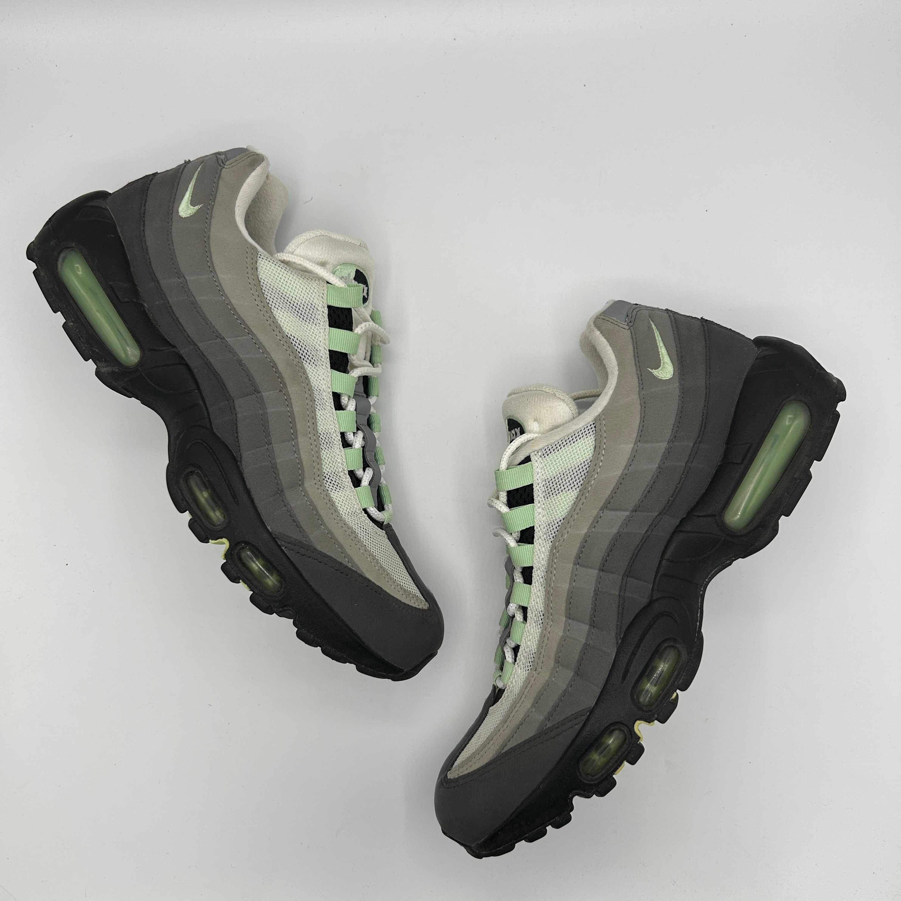 Nike Air Max 95 Mints UK 8.5 Northwest Attire