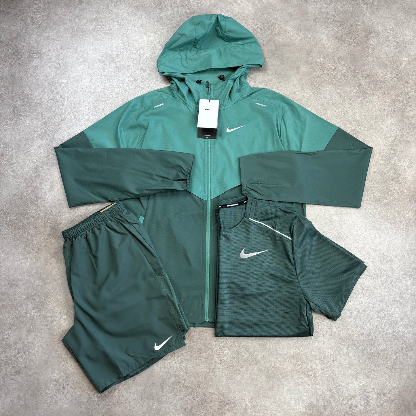Nike “Vintage Green” 3 Piece Set
