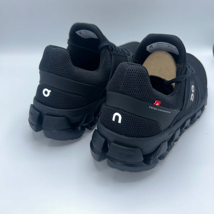 ON “Cloudswift 3 AD” Triple Black