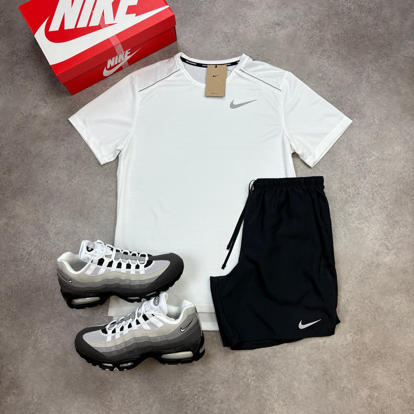 Nike “White/Black” Miler 1.0 set